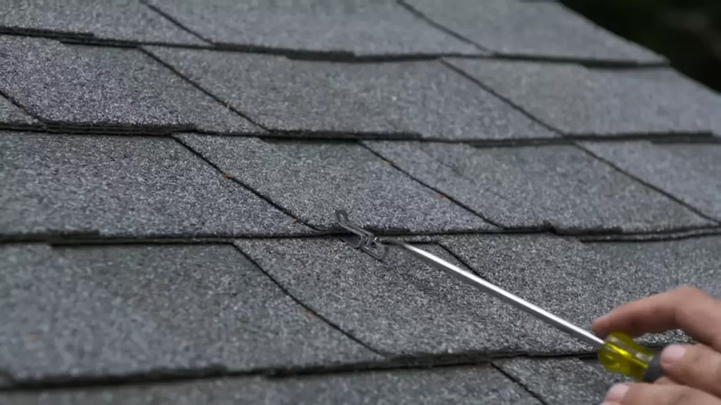 How to Install Heat Tape on Roof