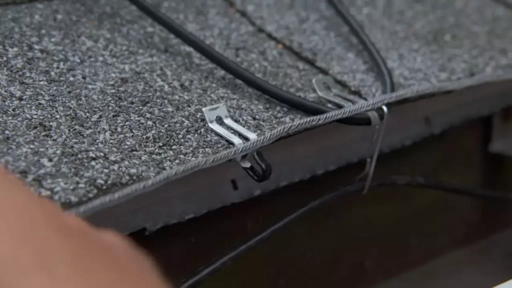 How to Install Heat Tape on Roof