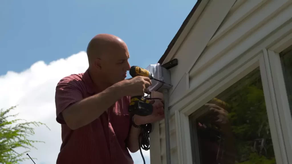 How to Install Heat Tape on Roof