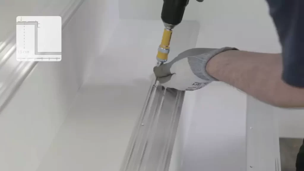 How to Install Laminate Floor on Stairs