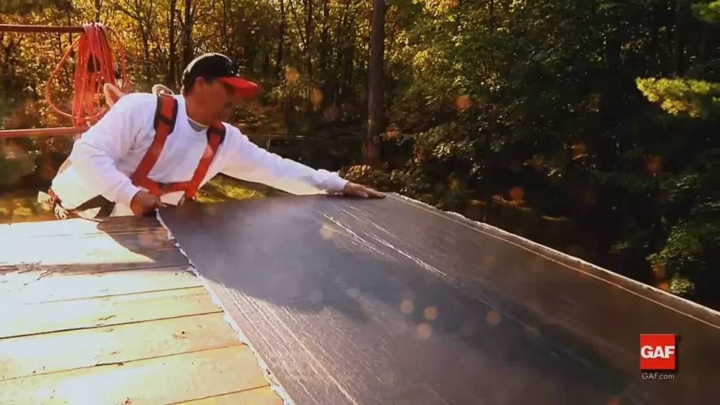 How to Install Rolled Roofing on a Patio