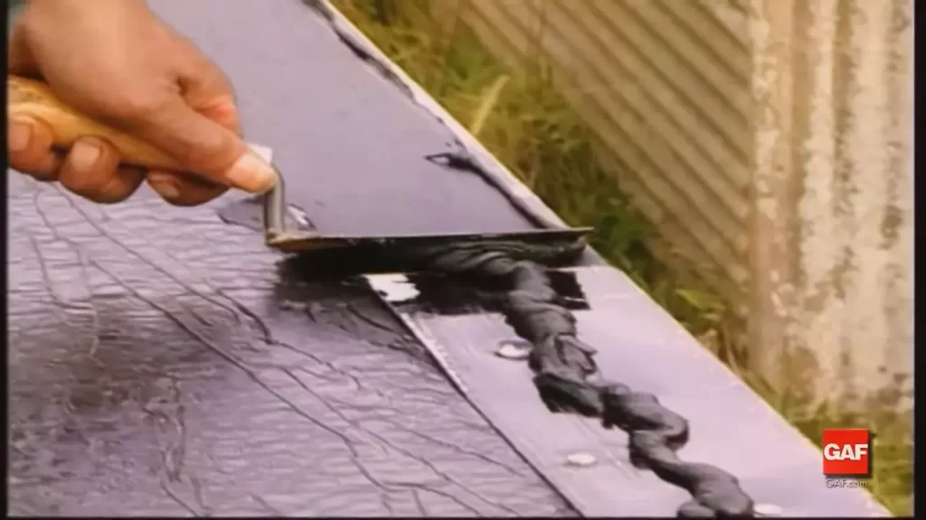 How to Install Rolled Roofing on a Patio