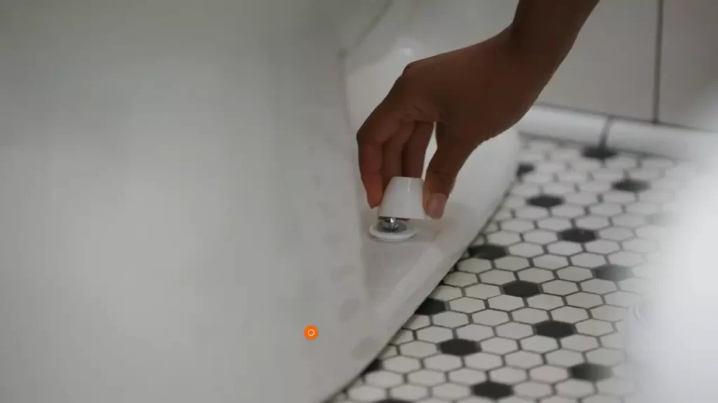 How to Install a Tank on a Toilet